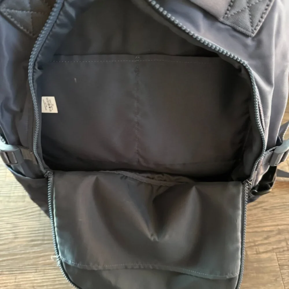 Lululemon New Crew Backpack 22L True Navy - Picture 4 of 9
